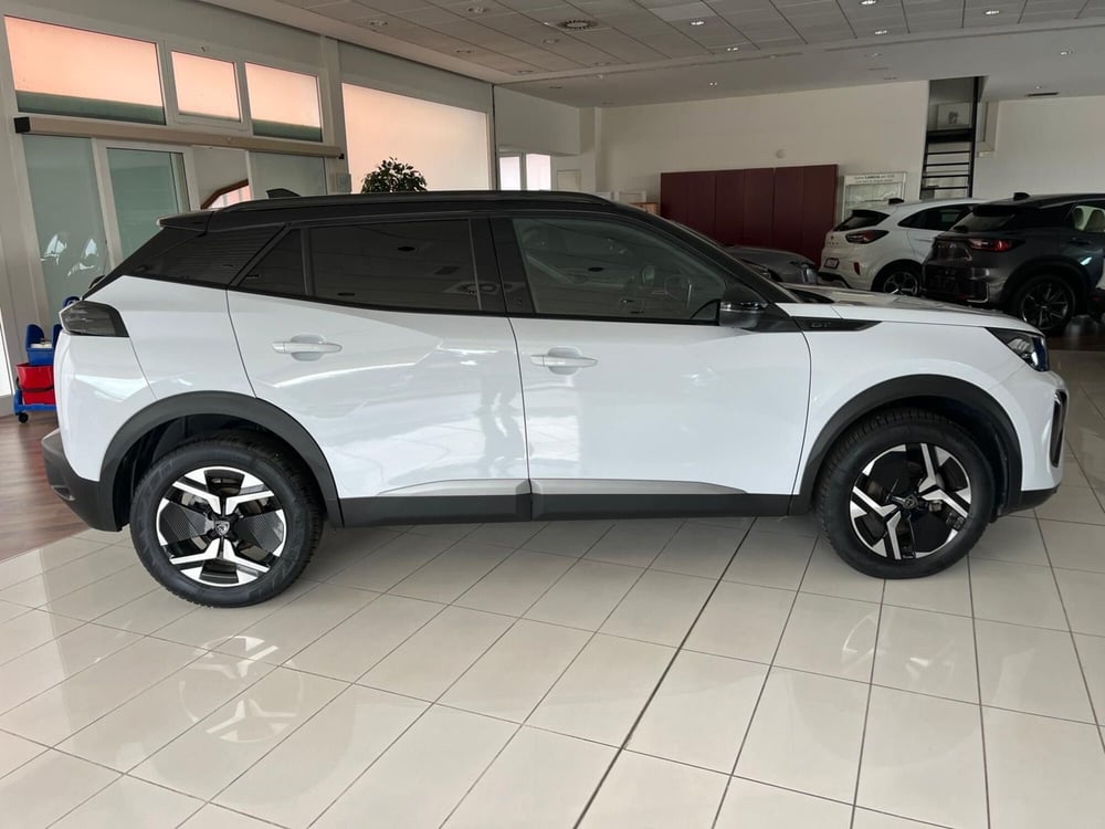 Peugeot 2008 usata a Milano (4)
