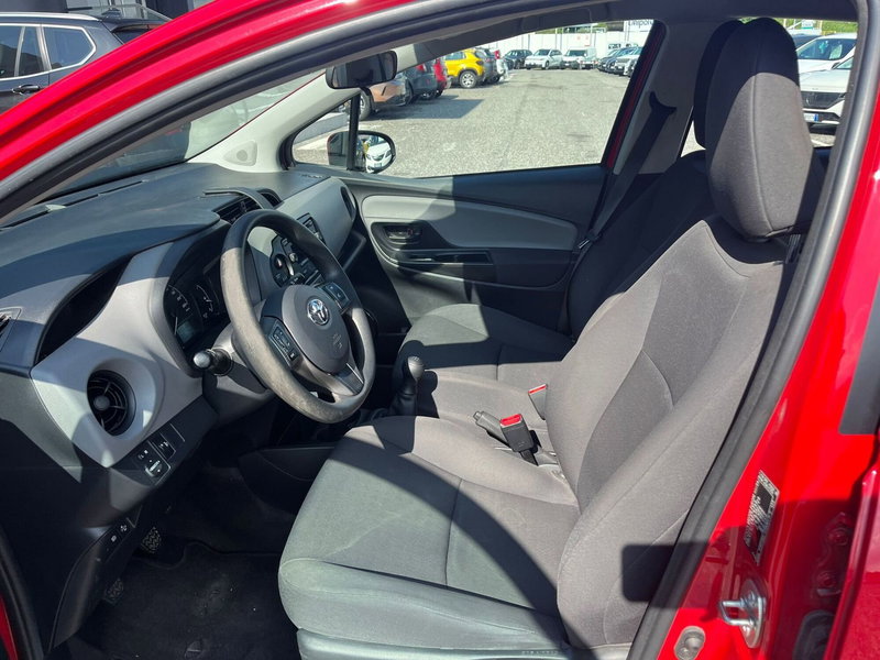 Toyota Yaris usata a Milano (11)
