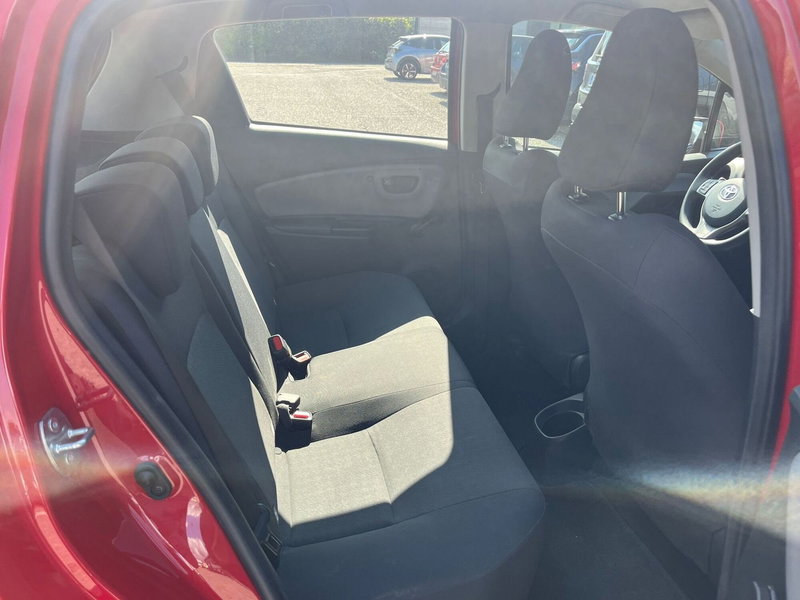 Toyota Yaris usata a Milano (14)