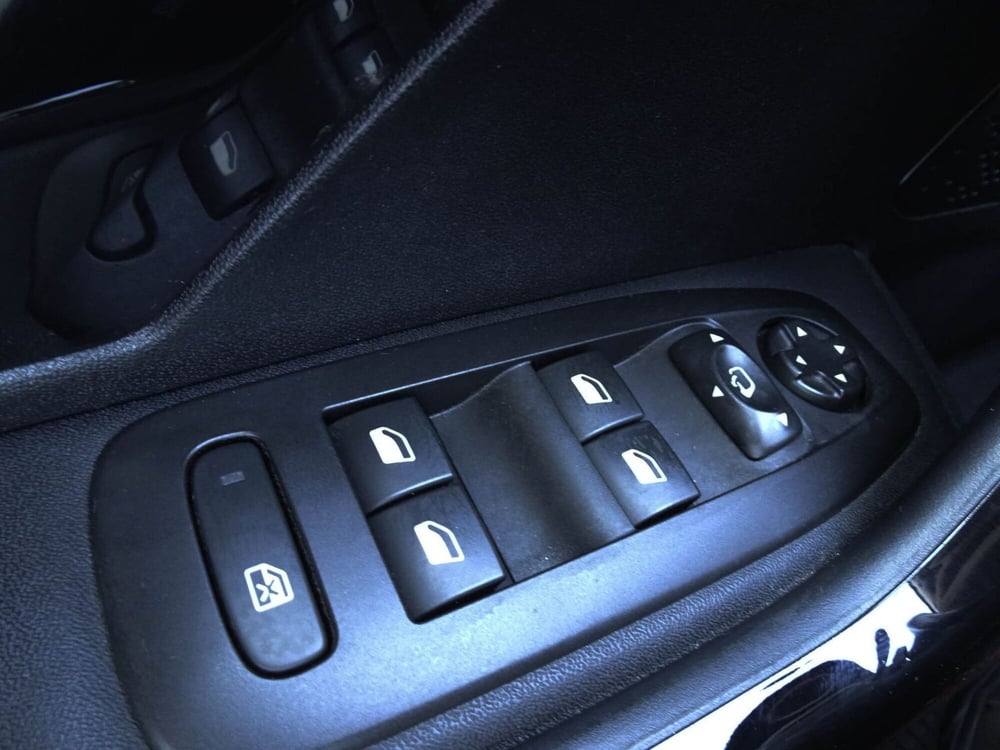 Peugeot 2008 usata a Treviso (16)