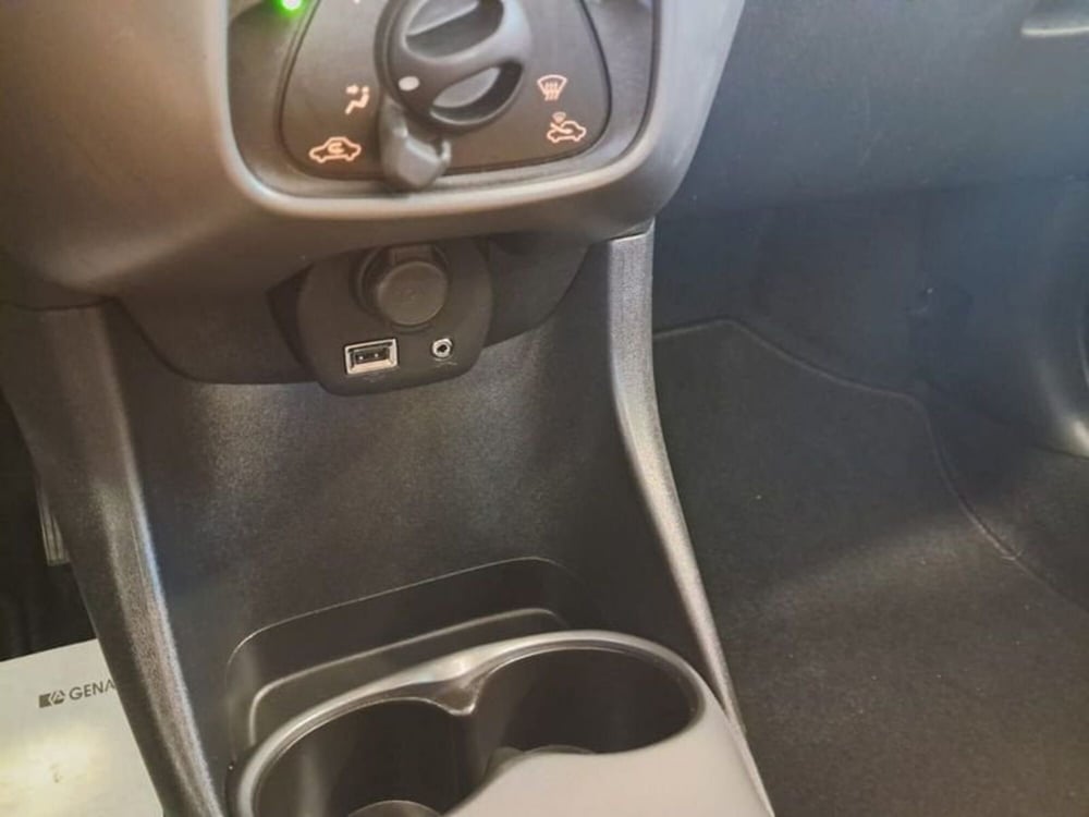 Toyota Aygo usata a Cagliari (19)