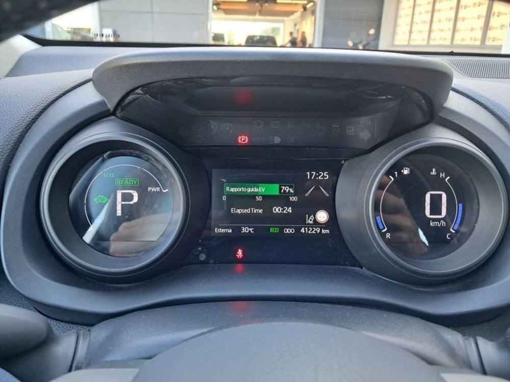 Toyota Yaris Cross usata a Cagliari (15)