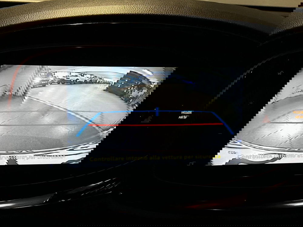 Toyota Aygo X usata a Milano (16)