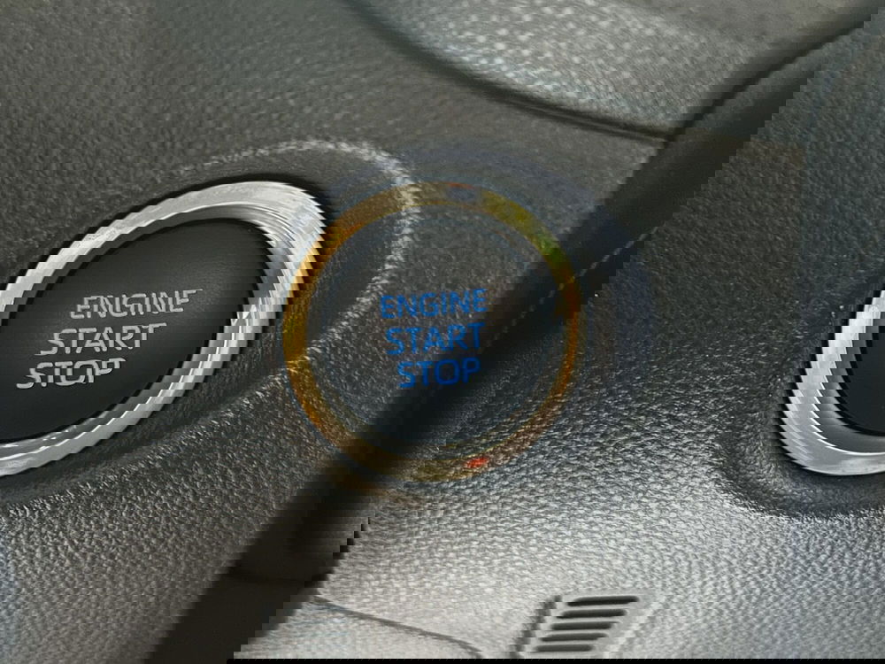 Toyota Aygo X usata a Milano (17)