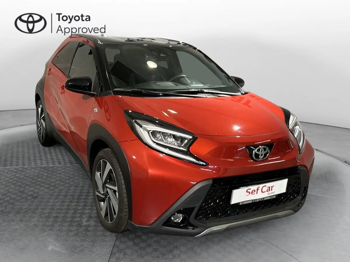 Toyota Aygo X usata a Milano (3)