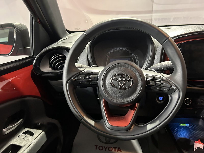 Toyota Aygo X usata a Milano (8)