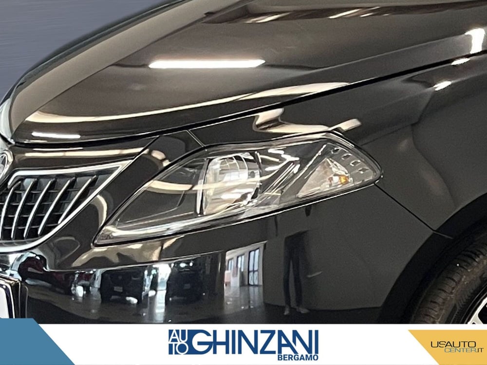 Lancia Ypsilon usata a Bergamo (13)