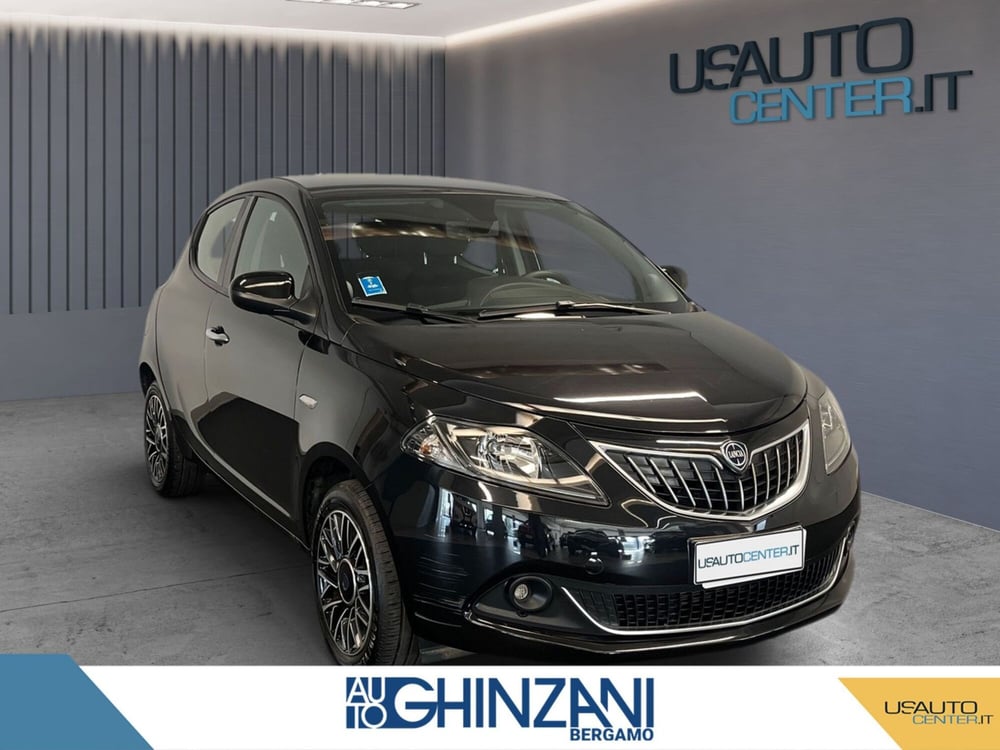 Lancia Ypsilon usata a Bergamo (2)