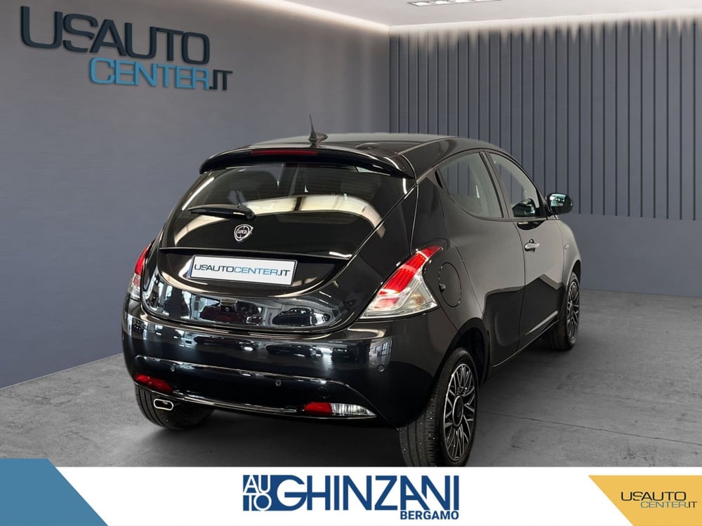 Lancia Ypsilon usata a Bergamo (4)