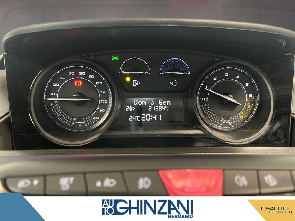 Lancia Ypsilon usata a Bergamo (9)
