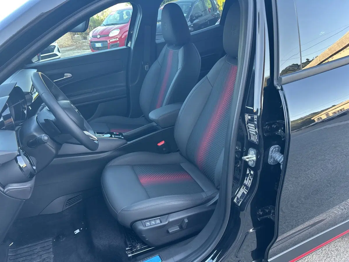 Alfa Romeo Junior nuova a Chieti (14)