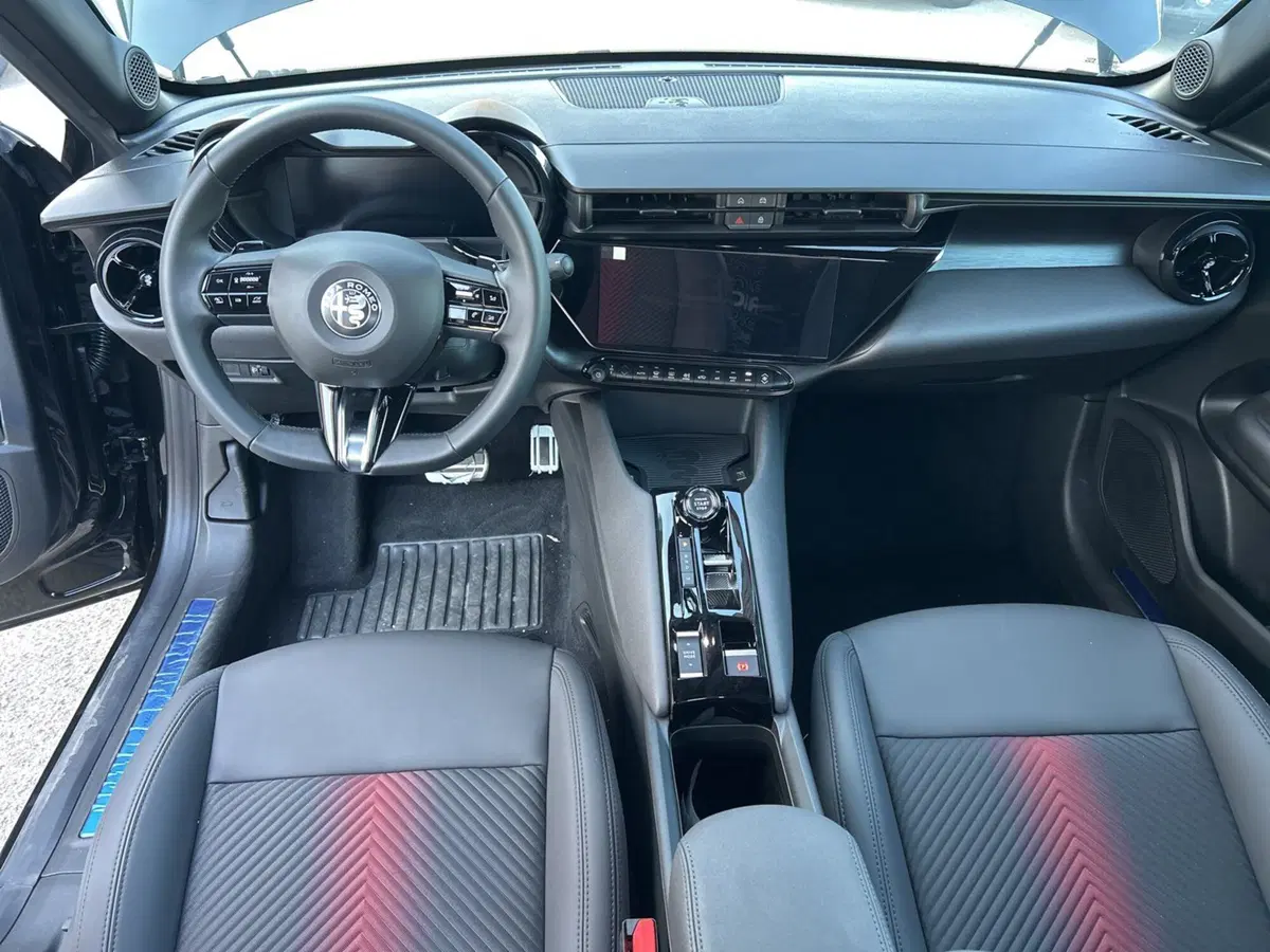 Alfa Romeo Junior nuova a Chieti (15)