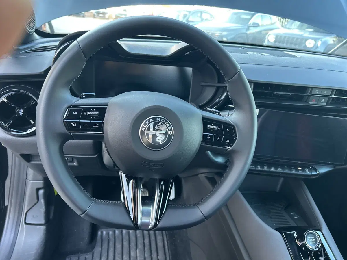 Alfa Romeo Junior nuova a Chieti (17)