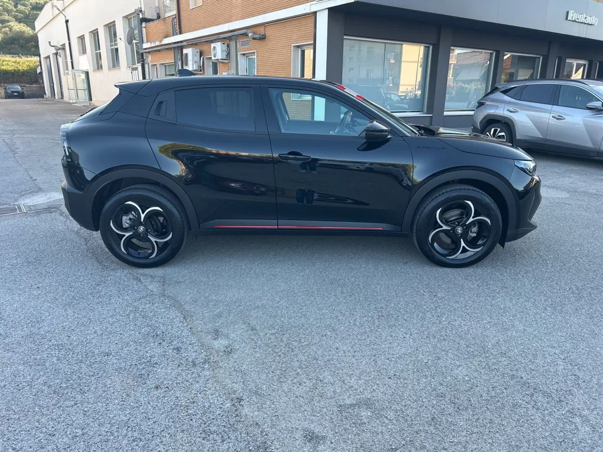 Alfa Romeo Junior nuova a Chieti (6)