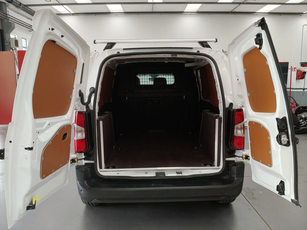 Toyota Proace City Electric usata a Roma (12)