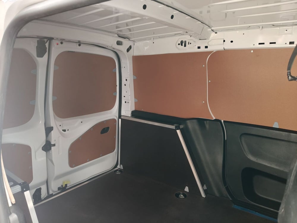 Toyota Proace City Electric usata a Roma (14)
