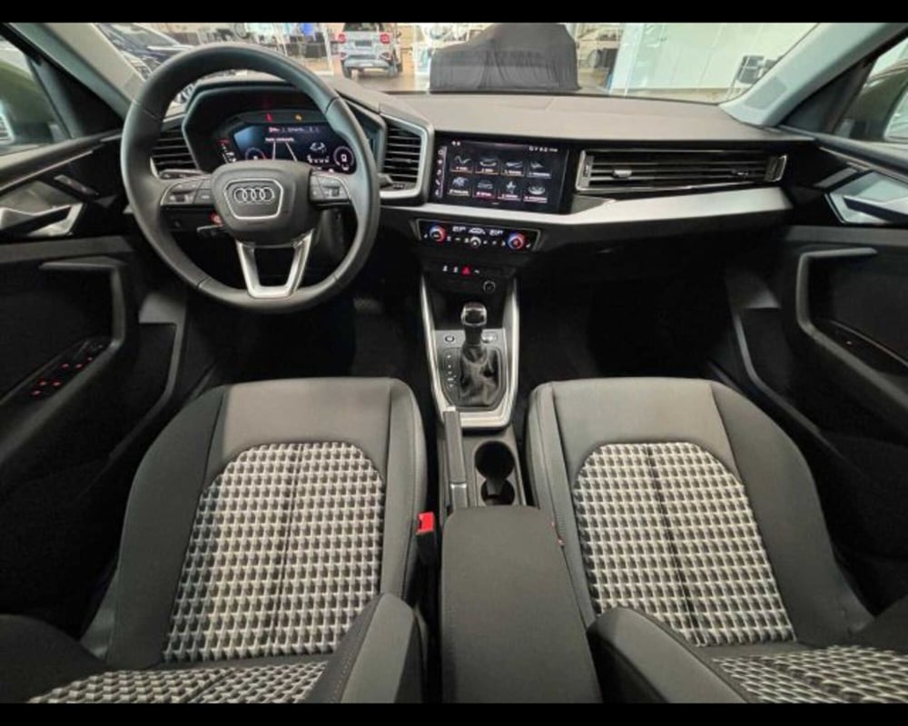 Audi A1 allstreet usata a Bologna (10)
