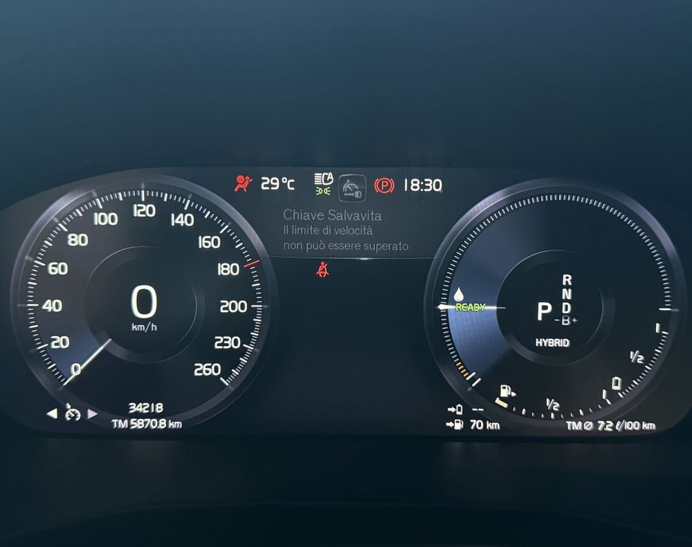 Volvo XC40 usata a Parma (3)
