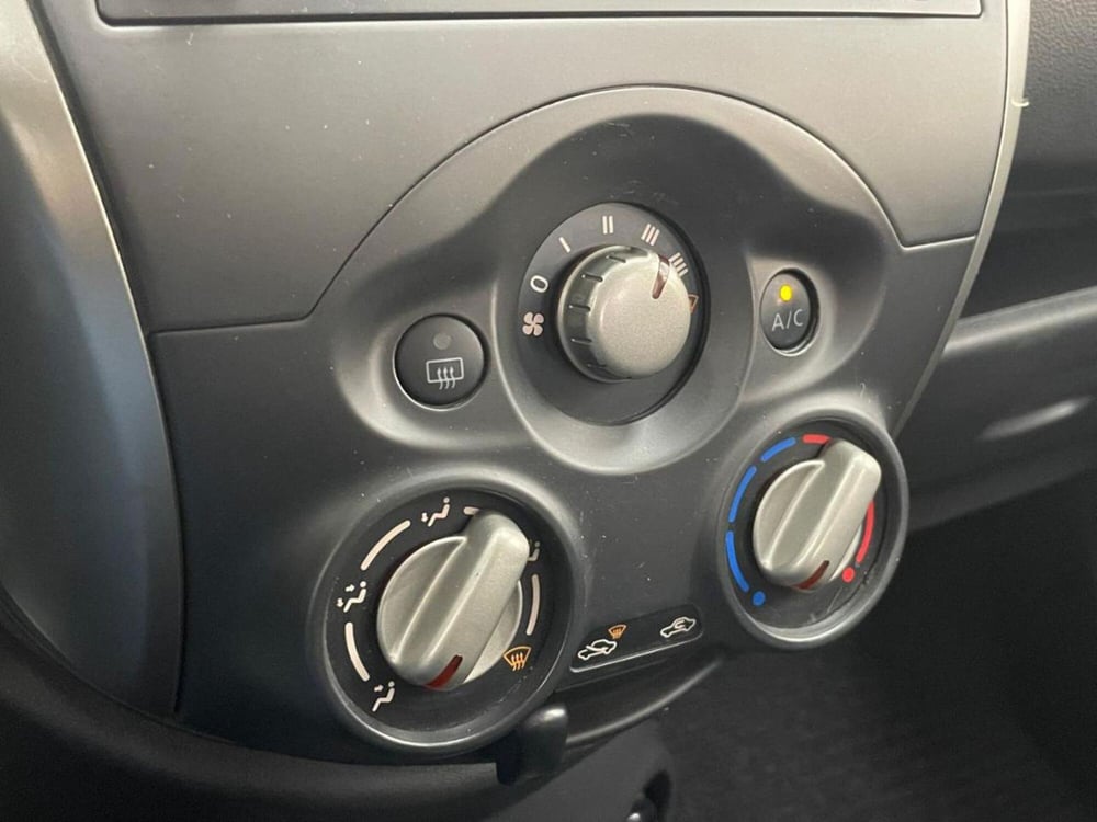 Nissan Micra usata a Como (13)