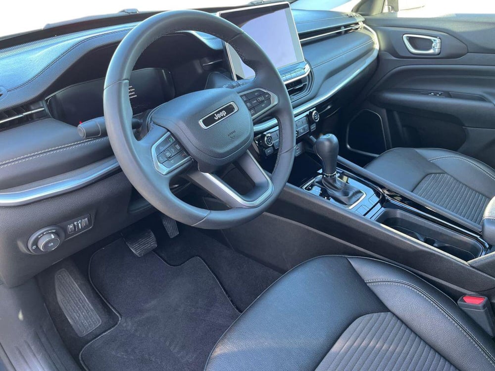 Jeep Compass usata a Bari (10)
