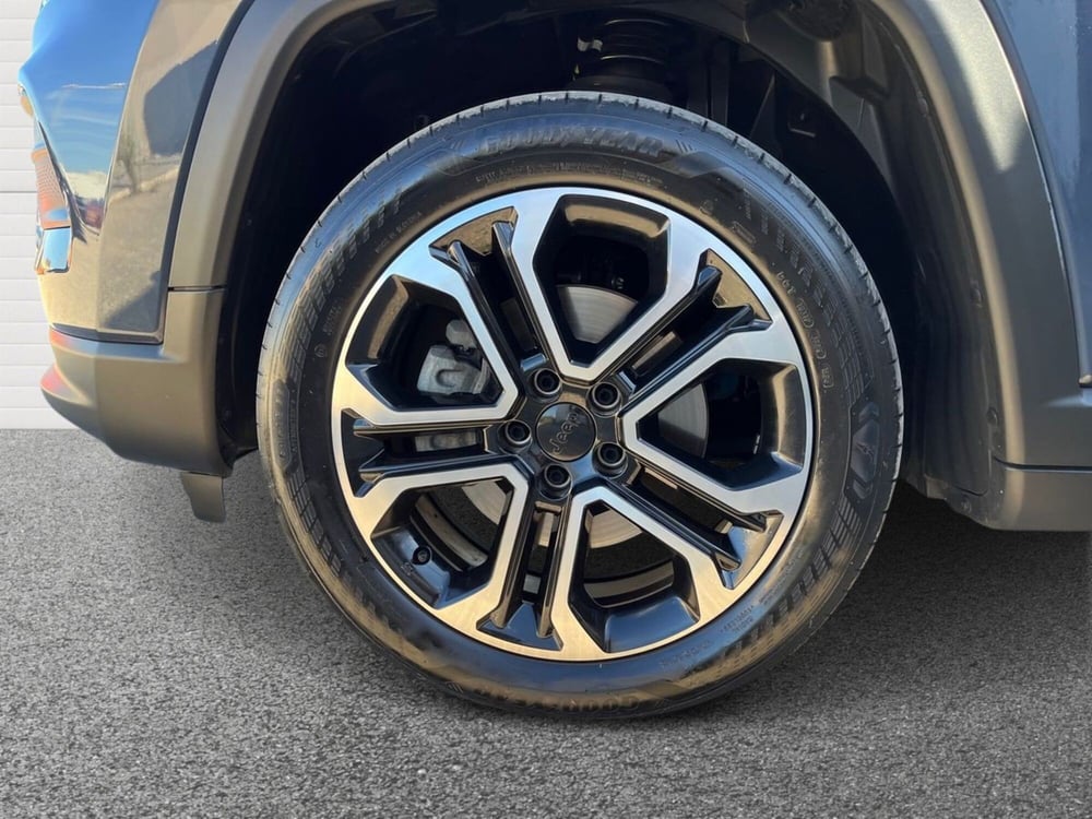 Jeep Compass usata a Bari (6)