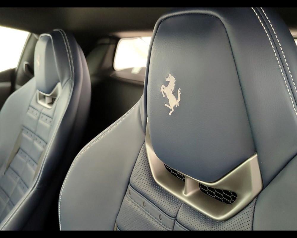 Ferrari 296 Coupé usata a Verona (11)