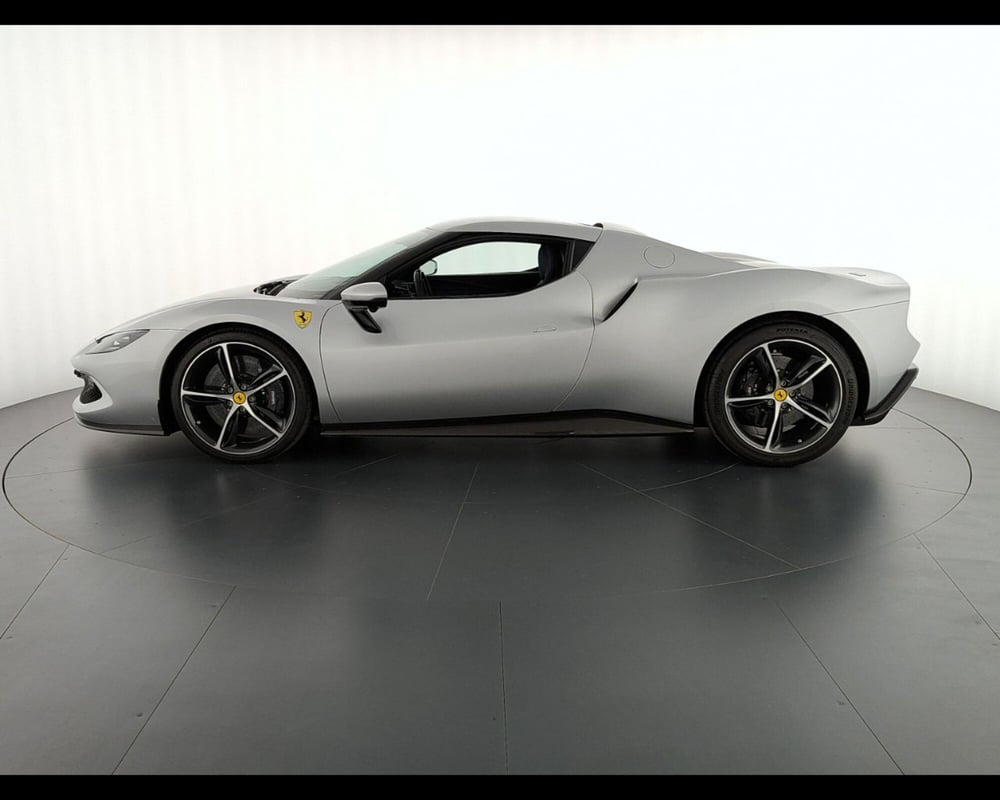 Ferrari 296 Coupé usata a Verona (3)