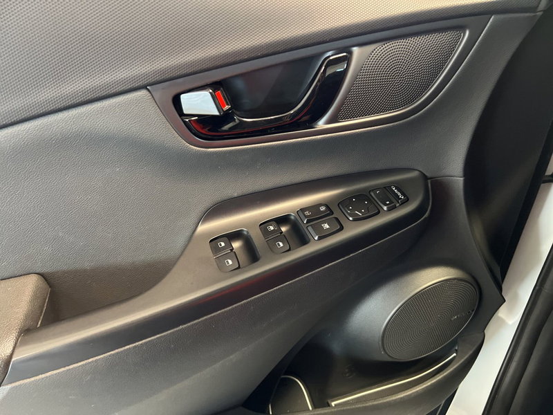 Hyundai Kona usata a Pisa (17)