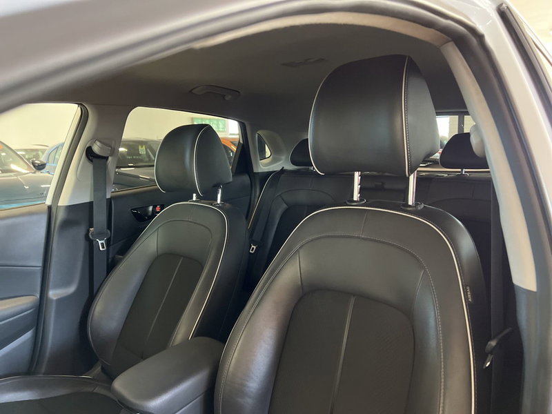 Hyundai Kona usata a Pisa (8)