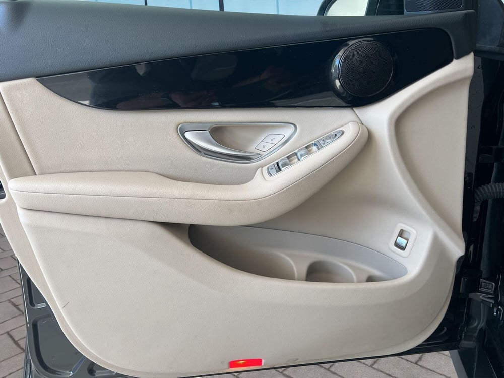 Mercedes-Benz GLC Coupé usata a Cosenza (12)