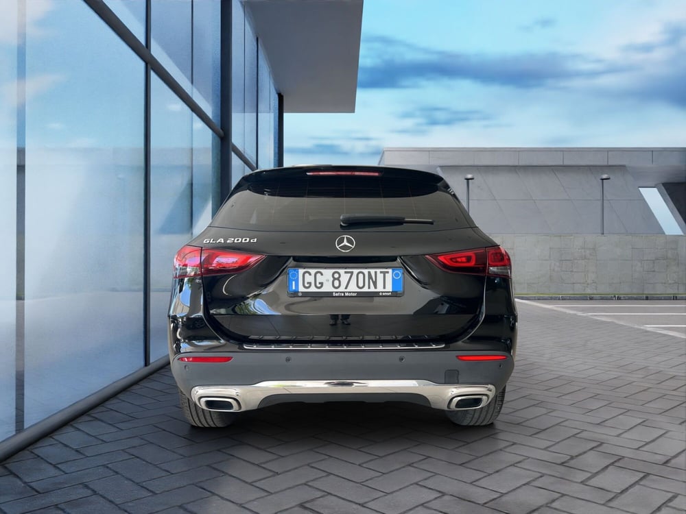 Mercedes-Benz GLA SUV usata a Cosenza (5)