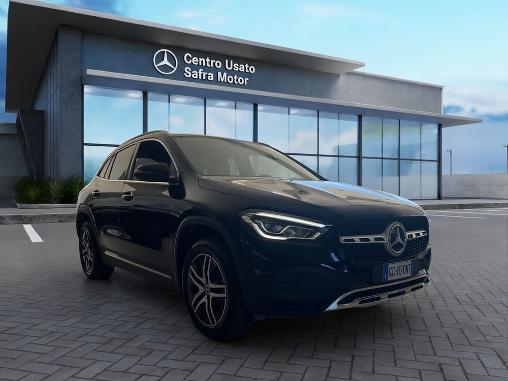 Mercedes-Benz GLA SUV usata a Cosenza (8)