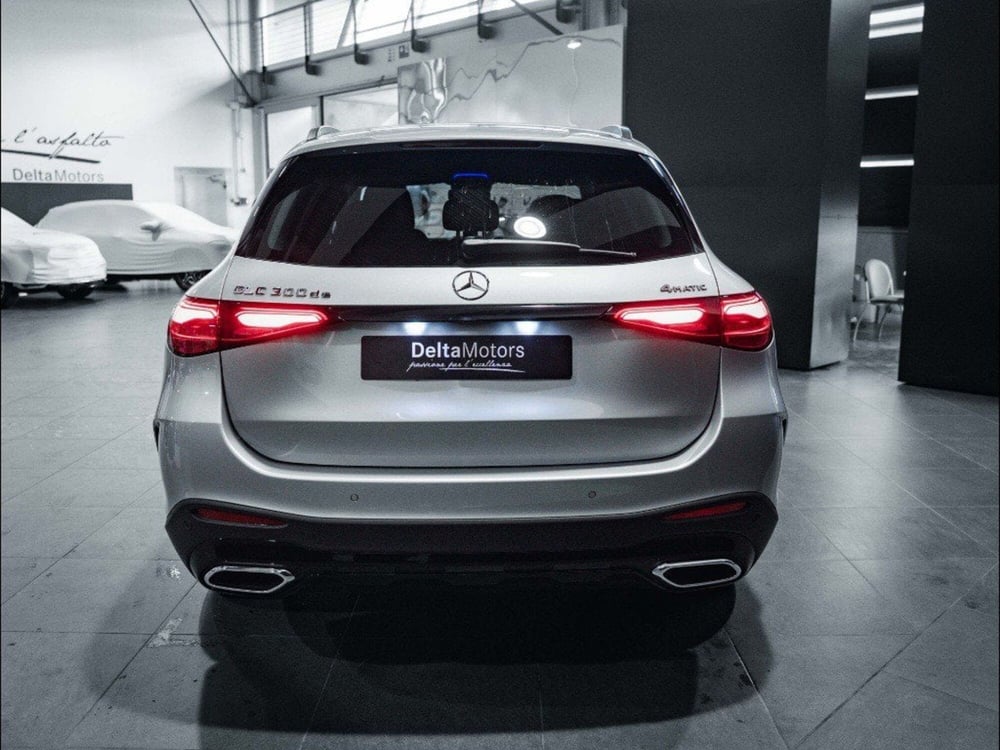 Mercedes-Benz GLC Coupé nuova a Macerata (3)