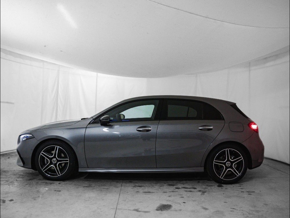 Mercedes-Benz Classe A Sedan nuova a Macerata (2)