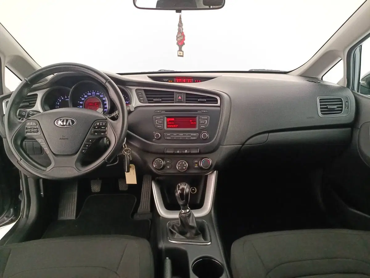 Kia cee'd Sport Wagon usata a Treviso (9)
