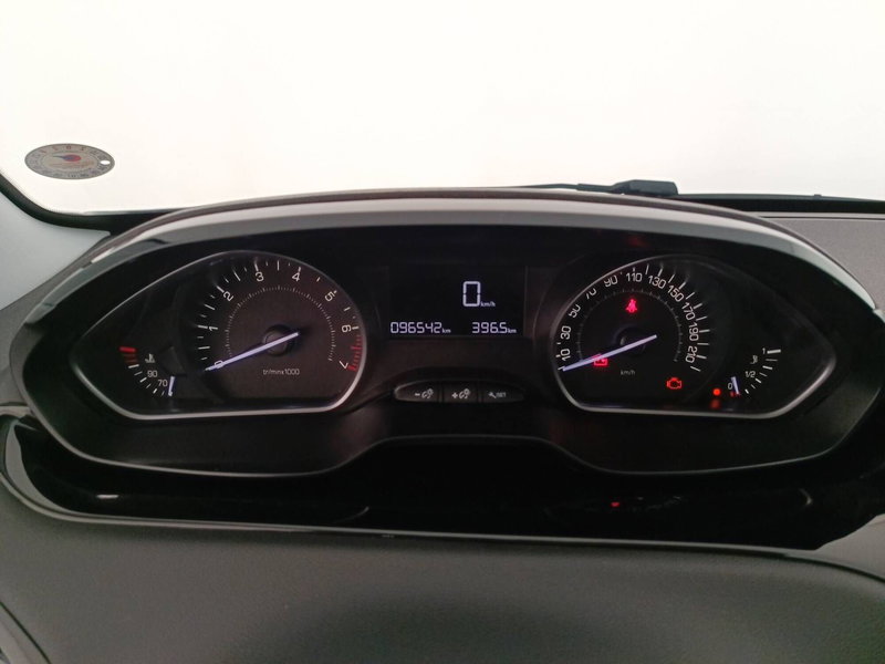 Peugeot 208 usata a Treviso (14)