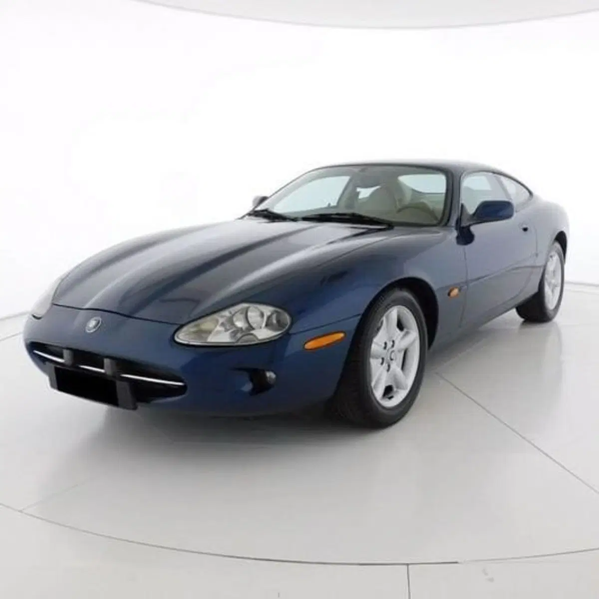 Jaguar XK usata a Perugia (2)