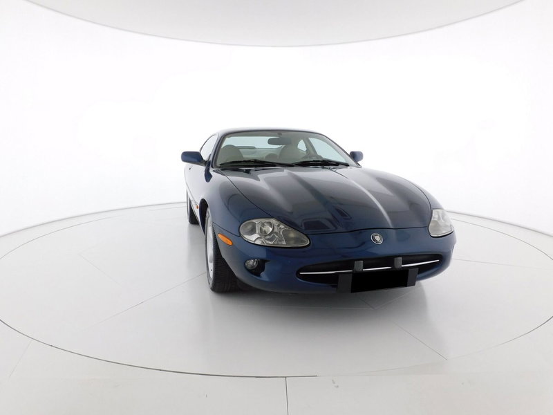 Jaguar XK usata a Perugia (5)