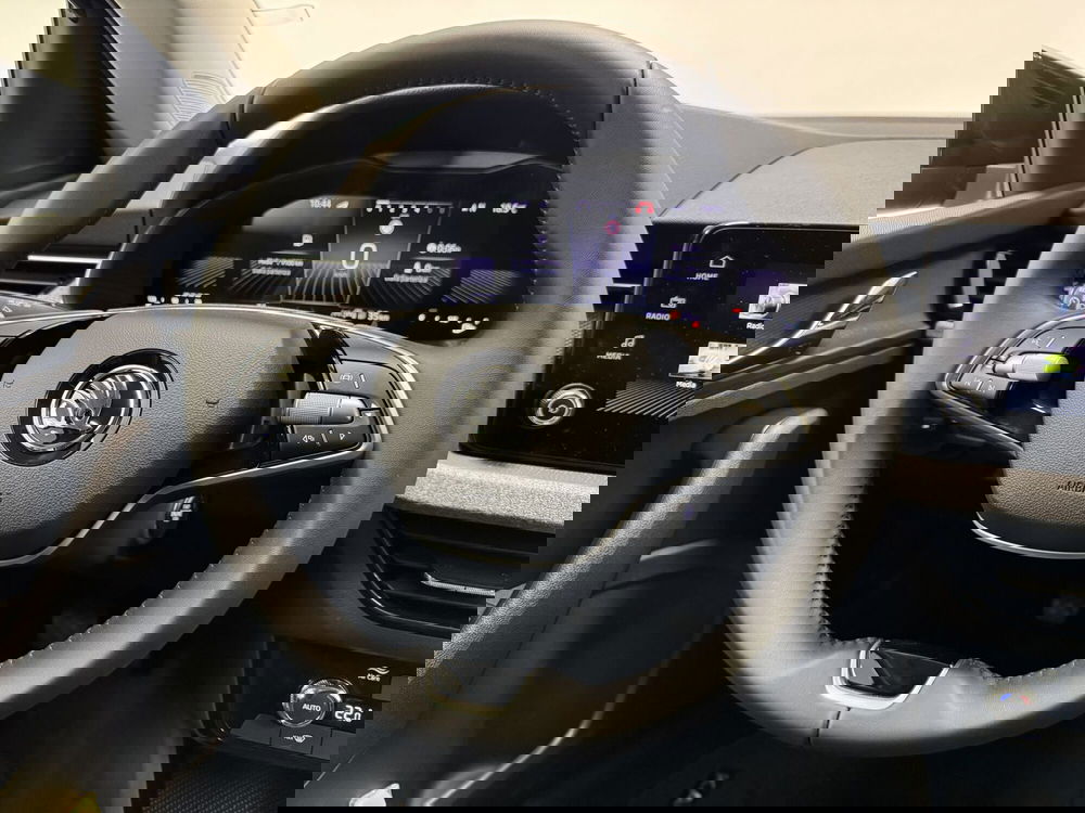 Skoda Kamiq nuova a Varese (14)