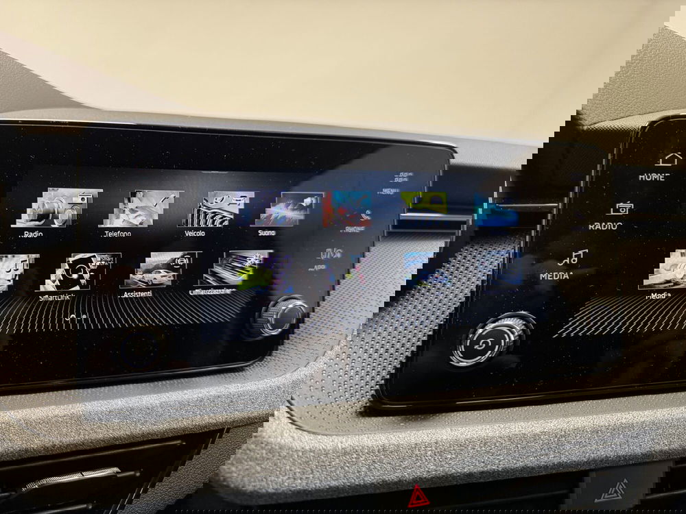 Skoda Kamiq nuova a Varese (15)