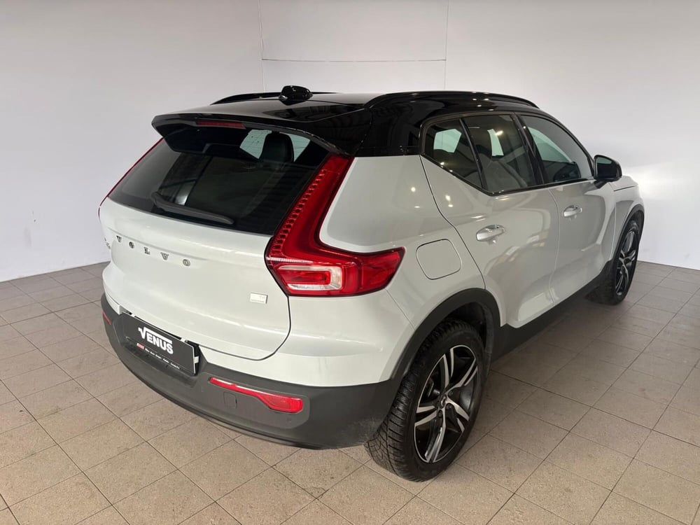 Volvo XC40 usata a Monza e Brianza (6)