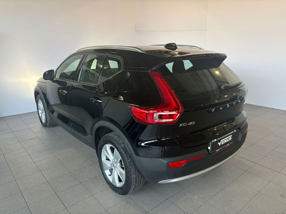 Volvo XC40 usata a Monza e Brianza (4)
