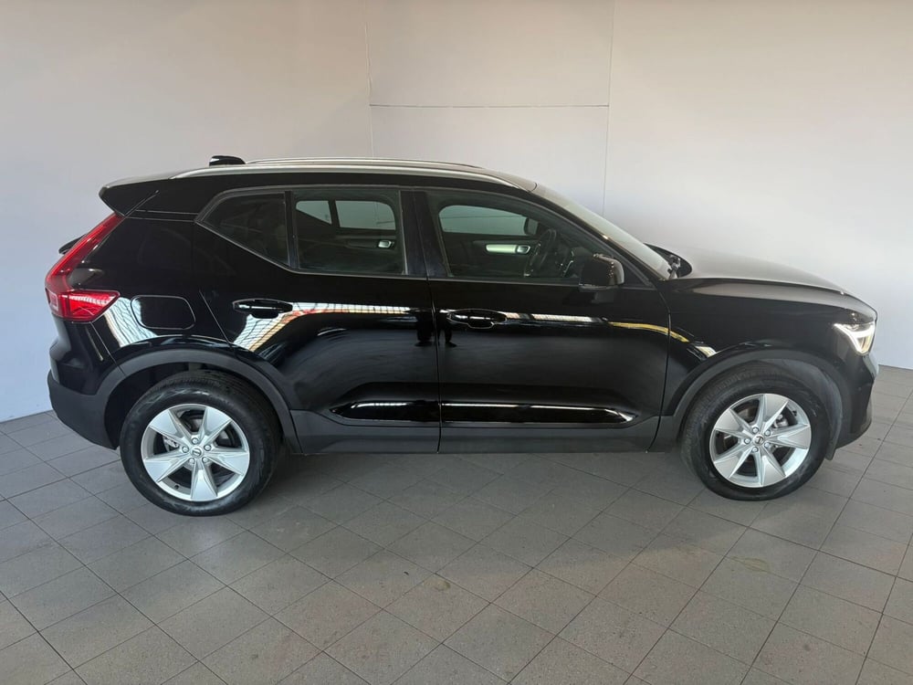 Volvo XC40 usata a Monza e Brianza (7)