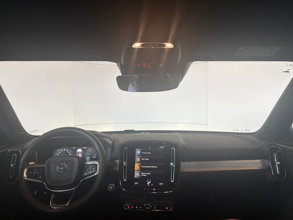 Volvo XC40 usata a Monza e Brianza (9)