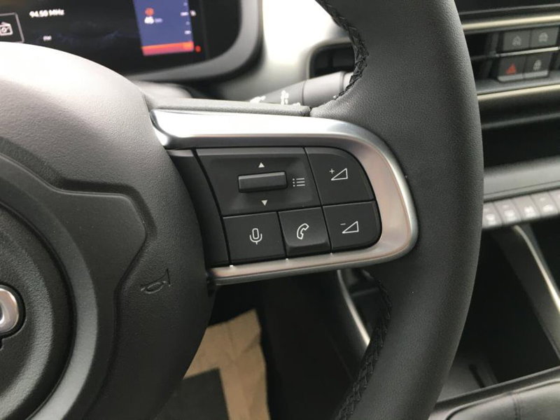 Jeep Avenger nuova a Cuneo (18)