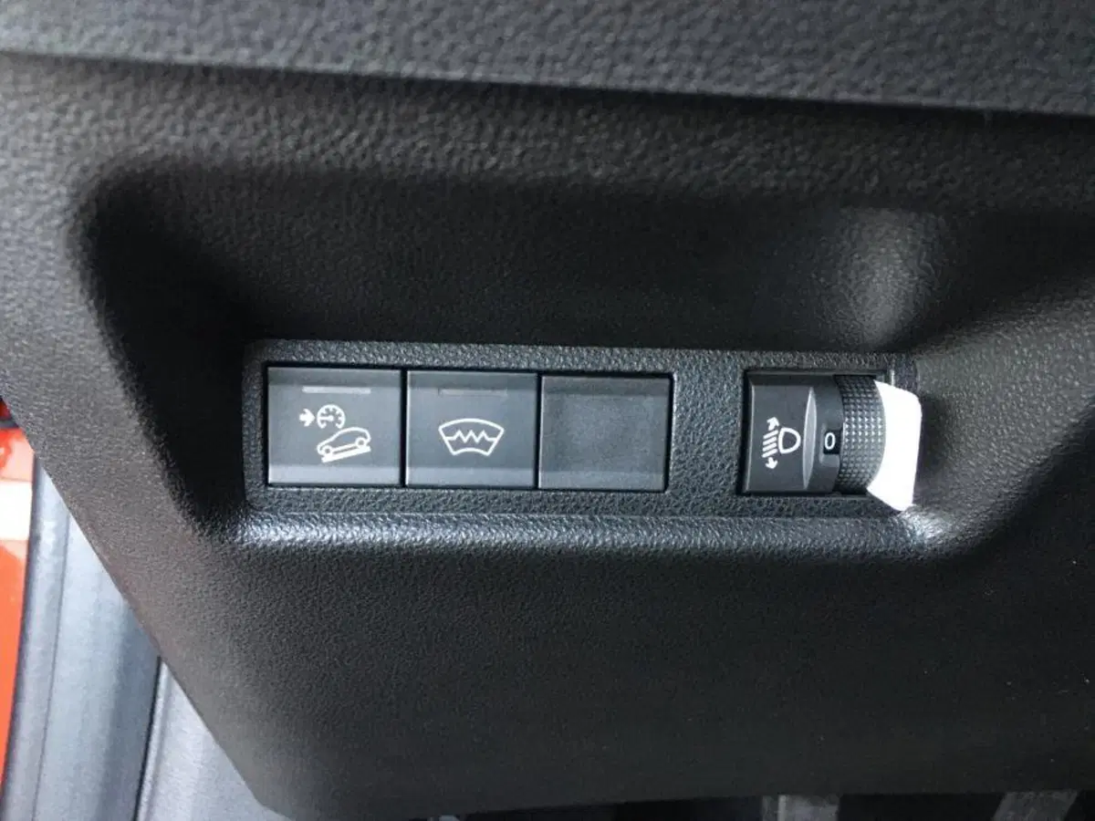 Jeep Avenger nuova a Cuneo (16)