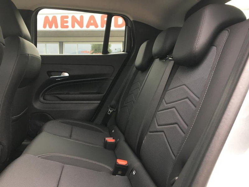 Jeep Avenger nuova a Cuneo (8)