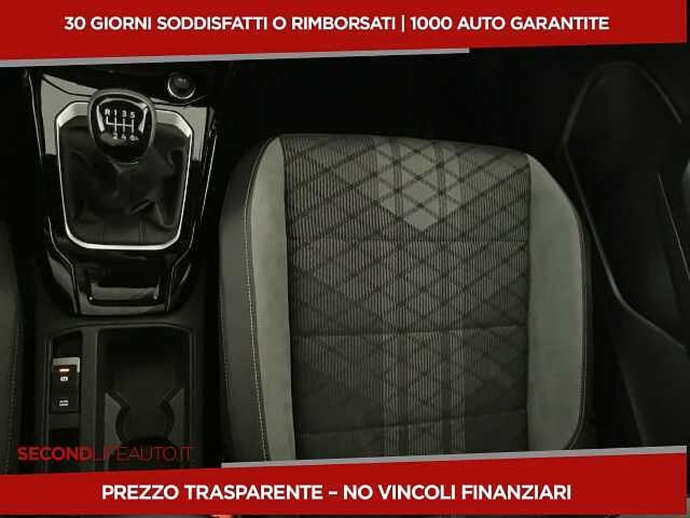 Volkswagen T-Roc nuova a Chieti (18)