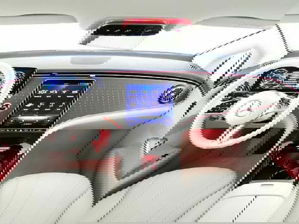 Mercedes-Benz EQE usata a Chieti (9)