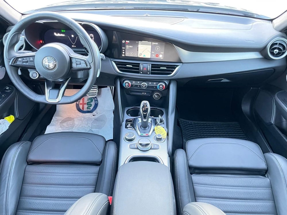 Alfa Romeo Giulia usata a Ancona (11)